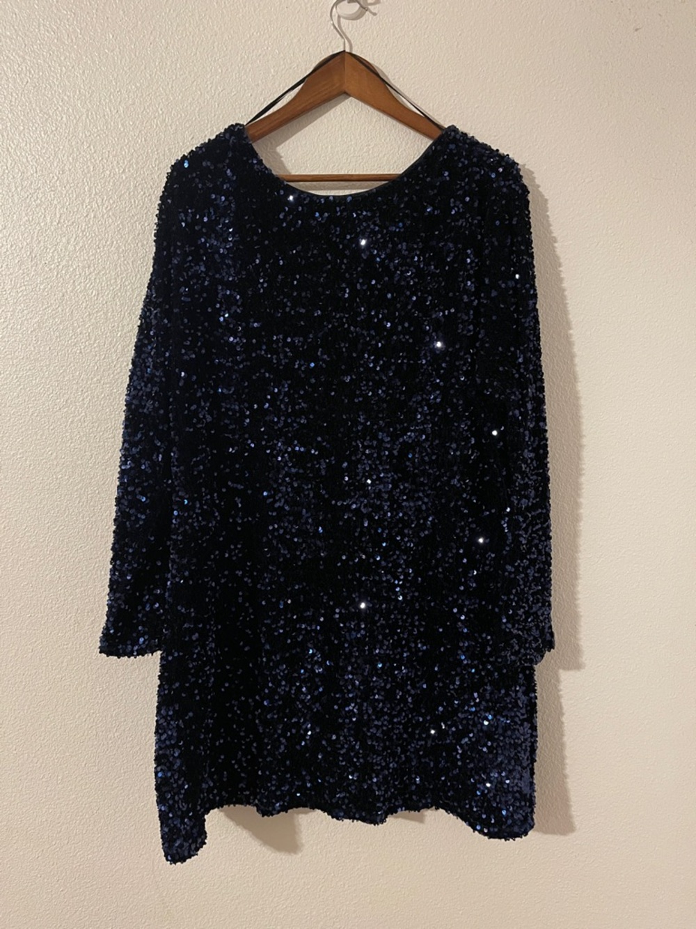 H&M Women’s Navy Blue Sequin Party Dress Deep Back Neckline Size XXL